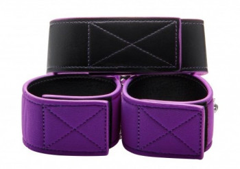 Чёрно-фиолетовый двусторонний ошейник с наручниками Reversible Collar and Wrist Cuffs
